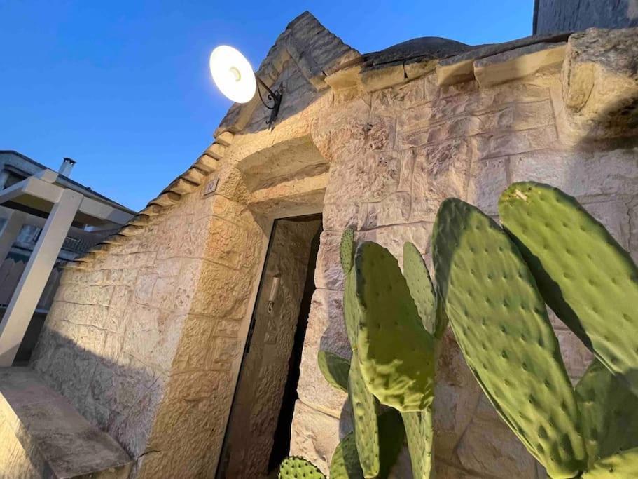 Iconico - Authentic Trulli Experience Apartment ชิสแตร์นีโน ภายนอก รูปภาพ