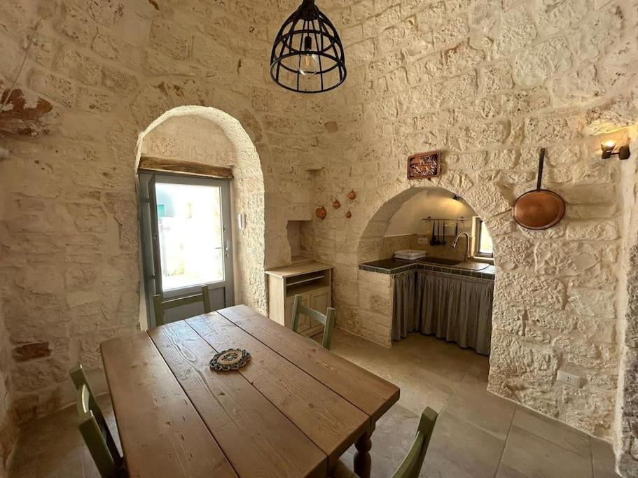 Iconico - Authentic Trulli Experience Apartment ชิสแตร์นีโน ภายนอก รูปภาพ