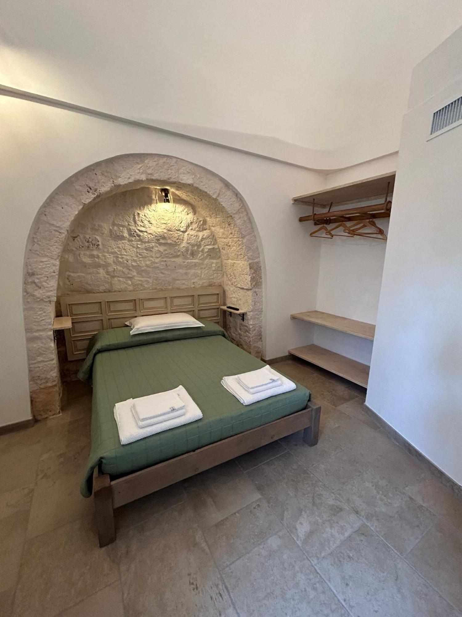 Iconico - Authentic Trulli Experience Apartment ชิสแตร์นีโน ภายนอก รูปภาพ
